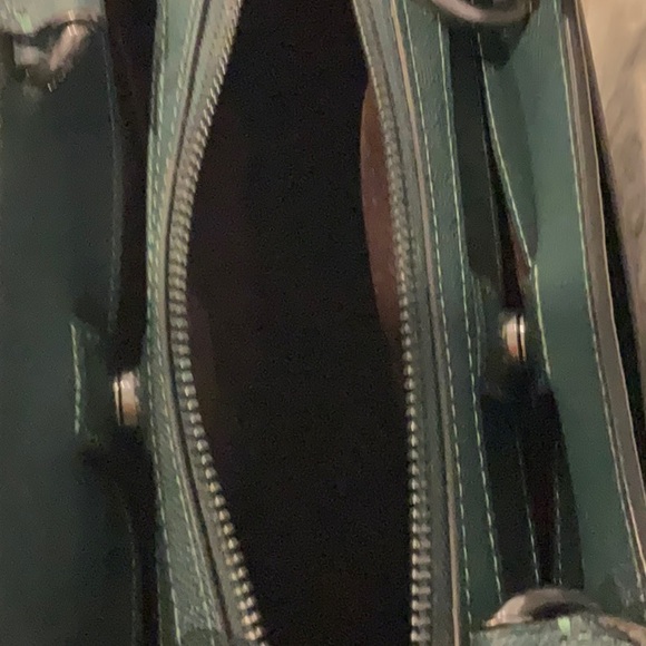 Dark green leather Coach pocketbook EUC - Picture 4 of 8